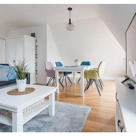Torbogenhuus No 5 Comfortable Holiday home Norderney